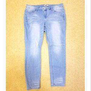 Light Wash Skinny Jeans